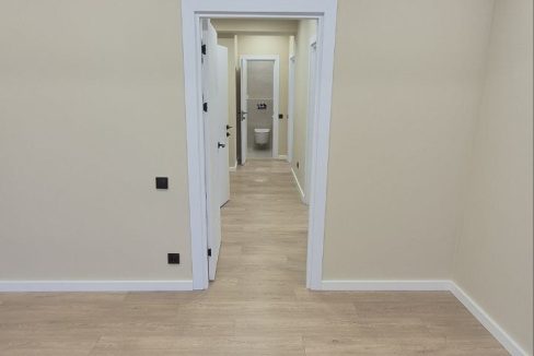 photo_5188620016453550779_y