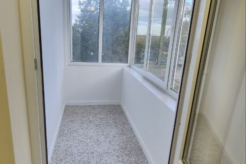 photo_5188620016453550780_y