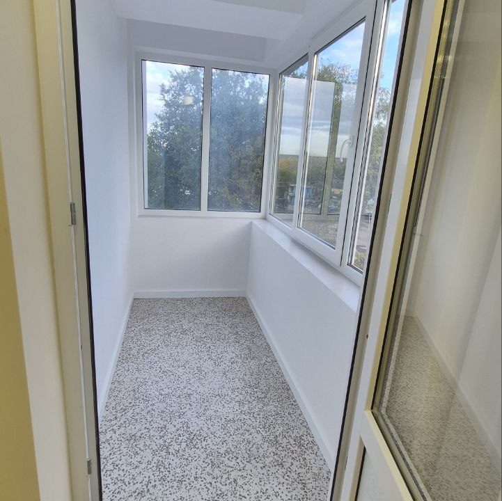 photo_5188620016453550780_y