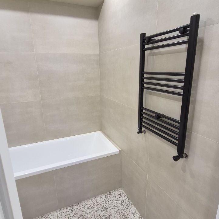 photo_5188620016453550786_y