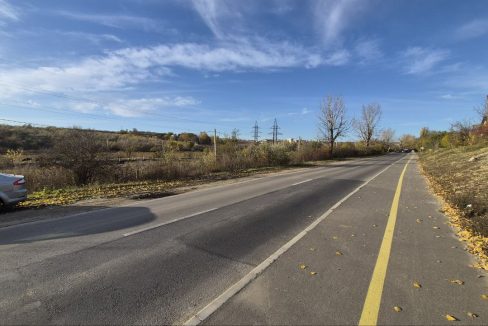 photo_5194974489287459466_y