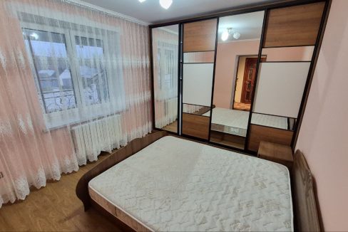 photo_5249462841000005252_y