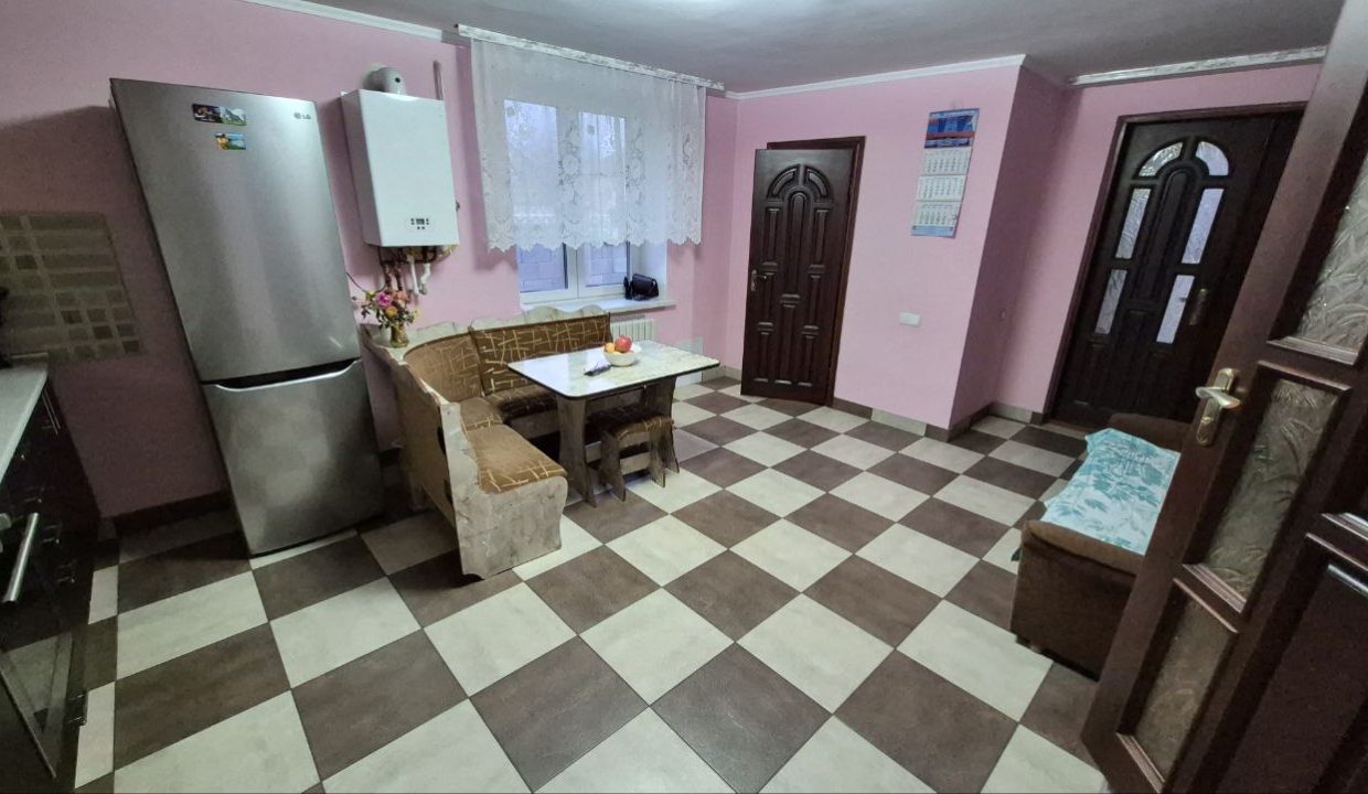 photo_5249462841000005263_y